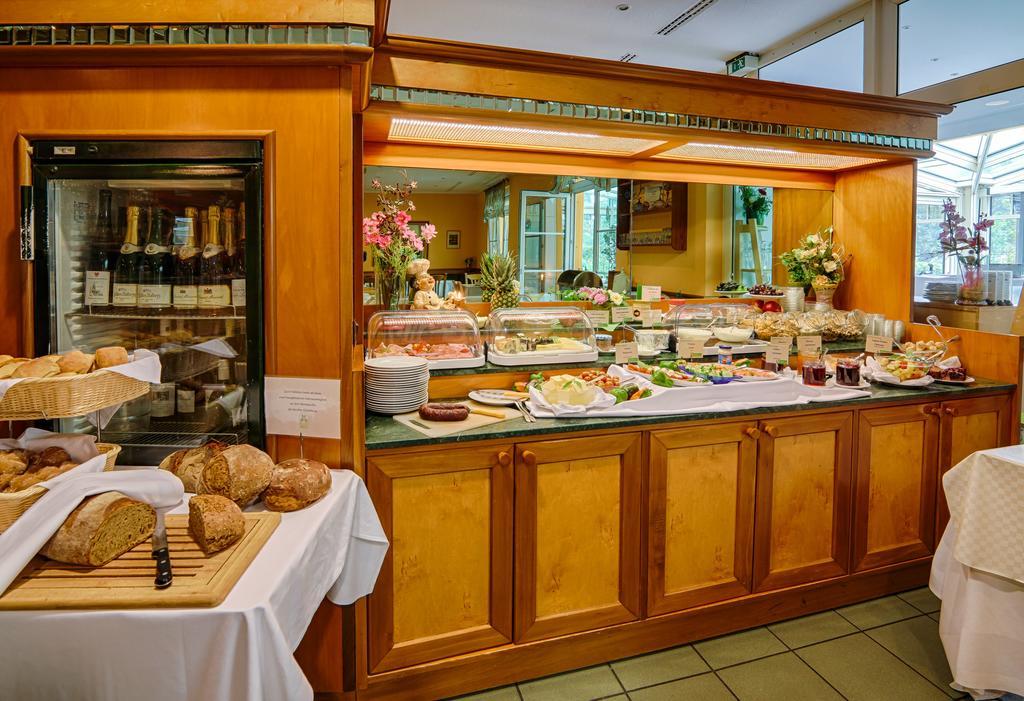 Flair Hotel Reuner Zossen Ngoại thất bức ảnh