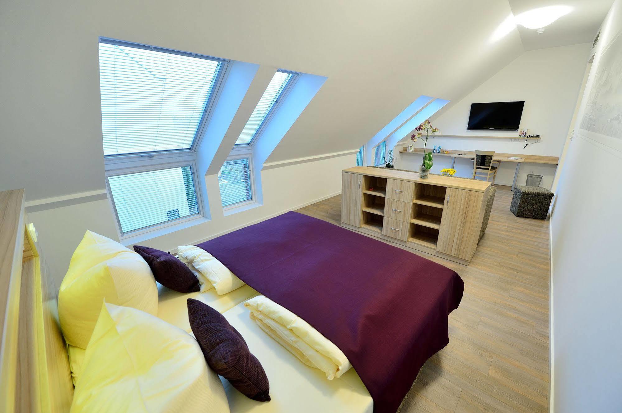 Flair Hotel Reuner Zossen Ngoại thất bức ảnh